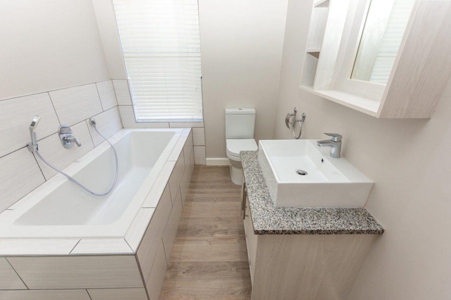 4 Bedroom Property for Sale in Myburgh Park Western Cape